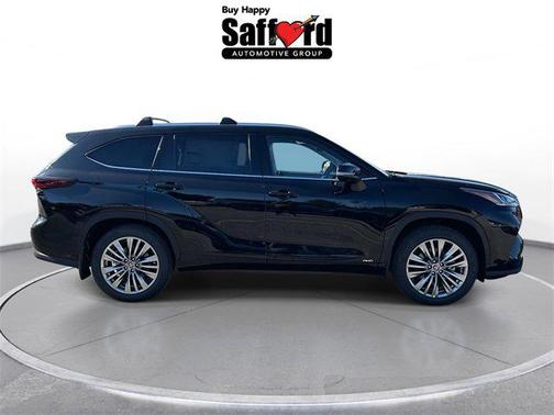 2026 Toyota Highlander Hybrid Platinum