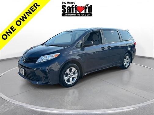 2019 Toyota Sienna SE