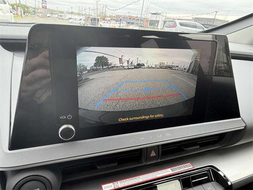 2025 Toyota Prius LE