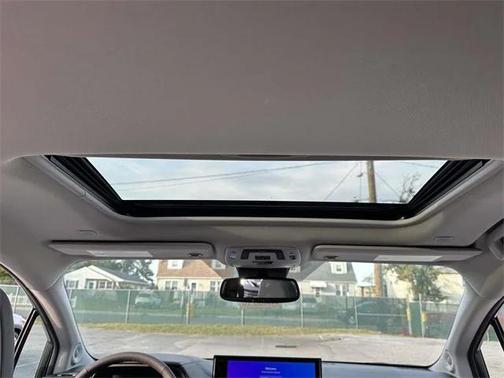 2025 Toyota Sienna XLE 7 Passenger