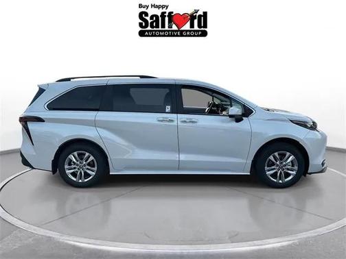2025 Toyota Sienna XLE 7 Passenger
