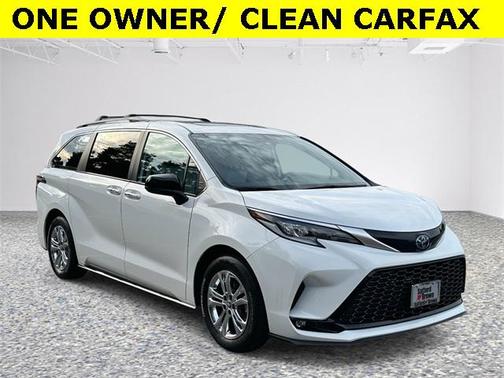 2023 Toyota Sienna XSE 7 Passenger