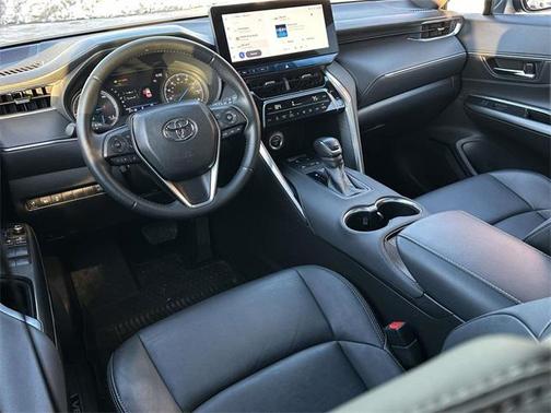 2023 Toyota Venza XLE