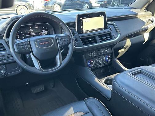 2022 GMC Yukon 4WD AT4