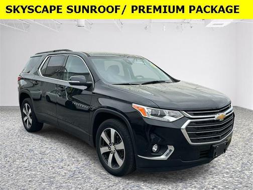 2021 Chevrolet Traverse LT Leather