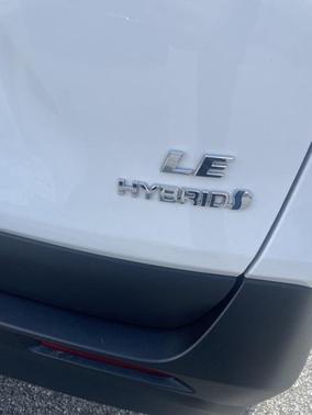 2023 Toyota RAV4 Hybrid LE