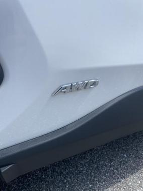 2023 Toyota RAV4 Hybrid LE