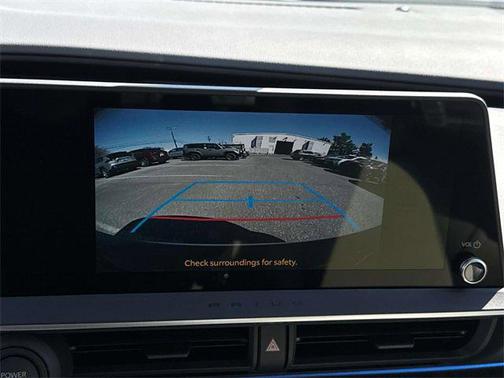 2025 Toyota Prius XLE