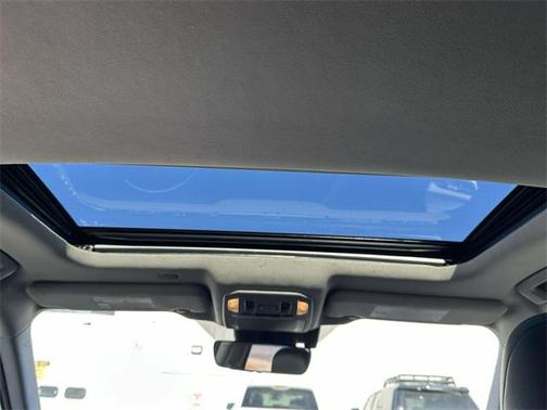 2020 Toyota Highlander Hybrid XLE