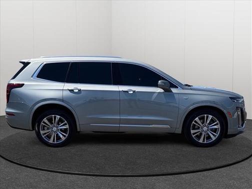Argent Silver Metallic 2024 Cadillac XT6 Premium Luxury AWD