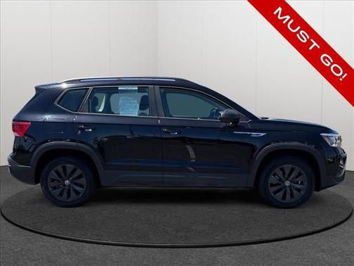 Deep Black Pearl 2024 Volkswagen Taos 1.5T S