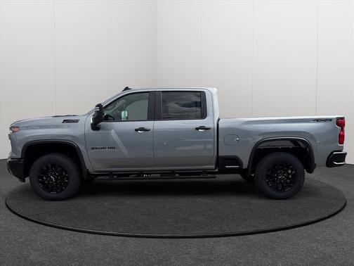 Sterling Gray Metallic 2026 Chevrolet Silverado 2500 Custom