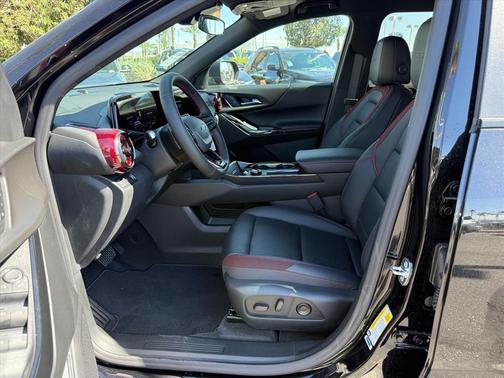 Mosaic Black Metallic 2027 Chevrolet Equinox FWD RS
