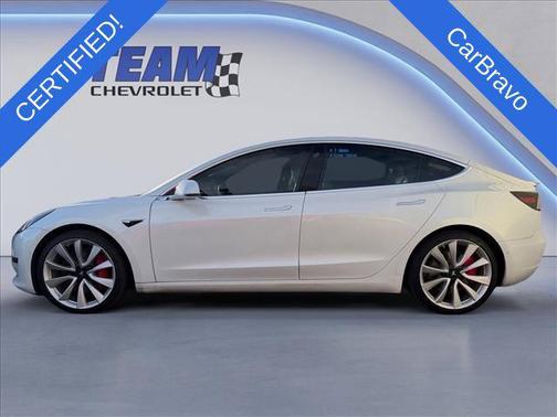 Pearl White Multi-Coat 2019 Tesla Model 3 Performance