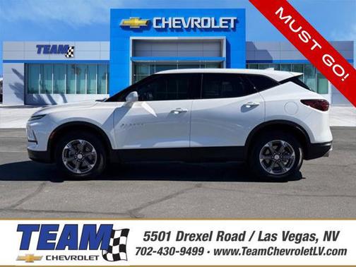 Iridescent Pearl Tricoat 2023 Chevrolet Blazer 2LT