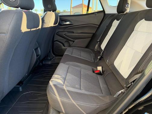 Mosaic Black Metallic 2026 Chevrolet Trax LS
