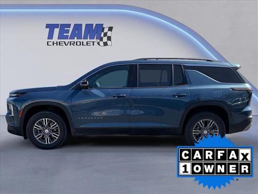 Lakeshore Blue Metallic 2025 Chevrolet Traverse LT