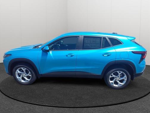 Marina Blue Metallic 2026 Chevrolet Trax LS
