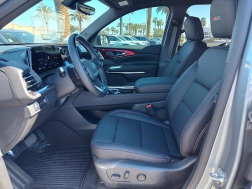 Sterling Gray Metallic 2026 Chevrolet Traverse AWD Z71