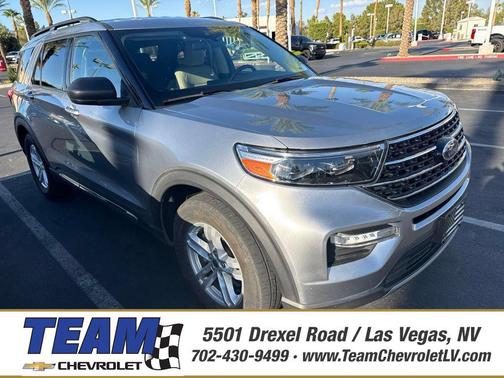 Iconic Silver Metallic 2020 Ford Explorer XLT
