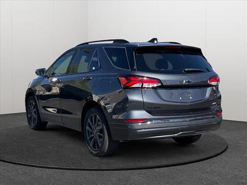 Iron Gray Metallic 2022 Chevrolet Equinox FWD RS
