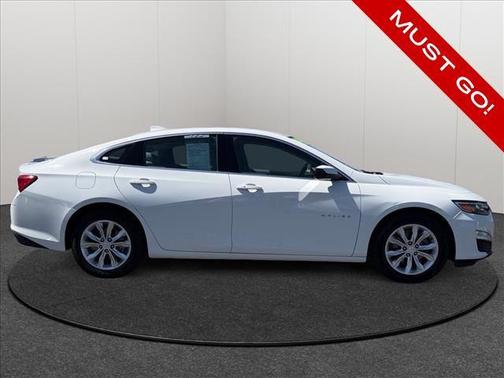 Summit White 2024 Chevrolet Malibu FWD 1LT