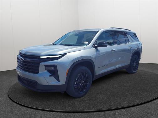 Sterling Gray Metallic 2026 Chevrolet Traverse LT