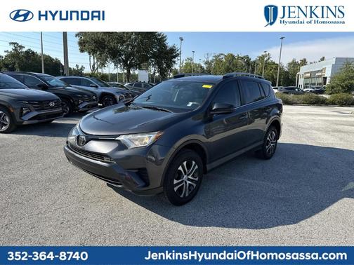 2018 Toyota RAV4 LE