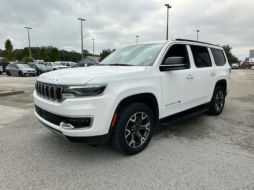Bright White Clearcoat 2023 Jeep Wagoneer Series III