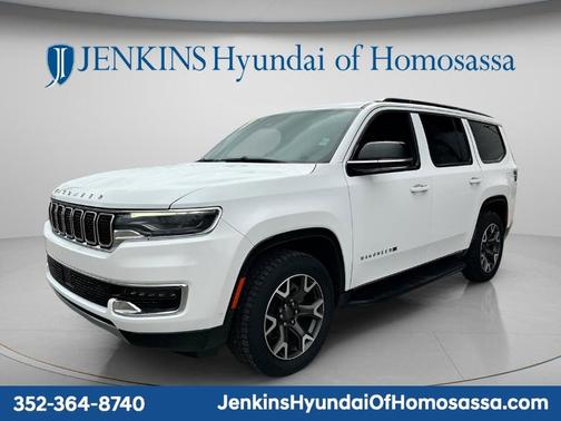 Bright White Clearcoat 2023 Jeep Wagoneer Series III