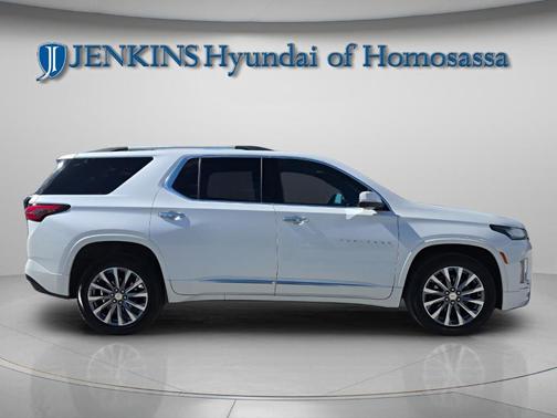 2022 Chevrolet Traverse Premier