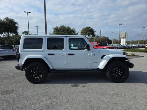 2024 Jeep Wrangler 4xe Sahara