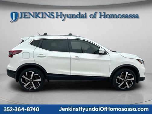 2021 Nissan Rogue Sport SL