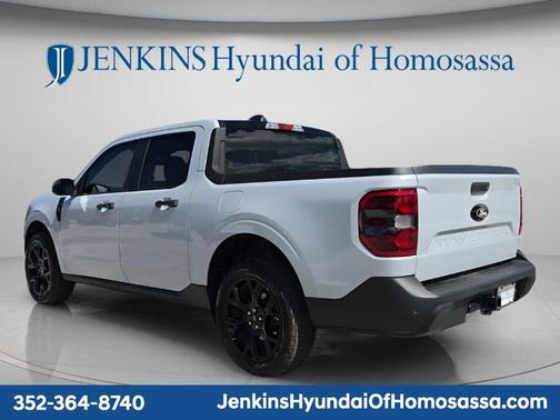 White Metallic 2025 Ford Maverick XLT