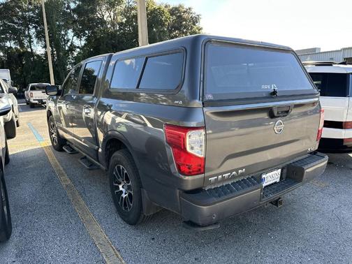 2021 Nissan Titan SV
