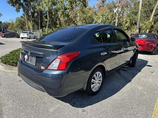 2017 Nissan Versa 1.6 SV