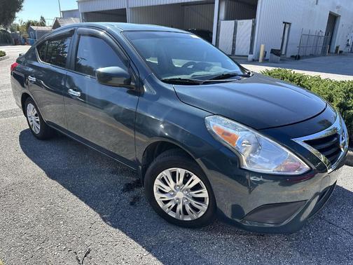 2017 Nissan Versa 1.6 SV