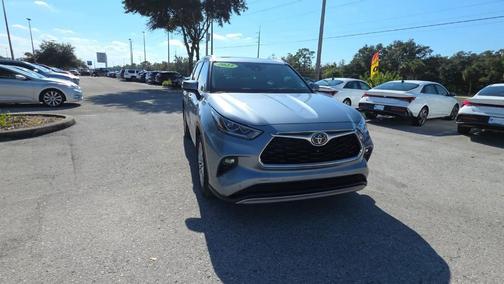 2023 Toyota Highlander L