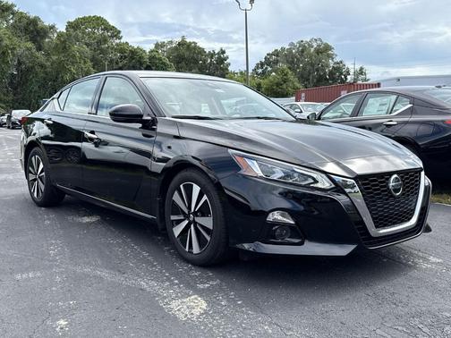 2022 Nissan Altima 2.5 SL