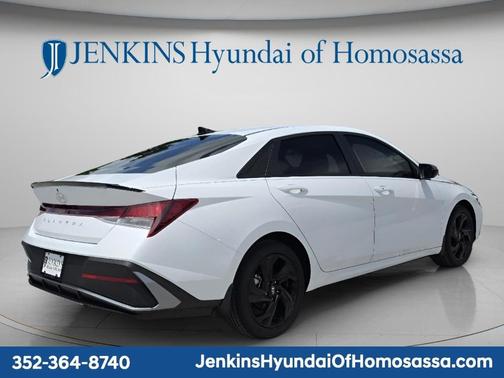 Serenity White Pearl 2026 Hyundai ELANTRA SEL Sport