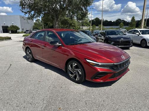 2025 Hyundai ELANTRA SEL Sport