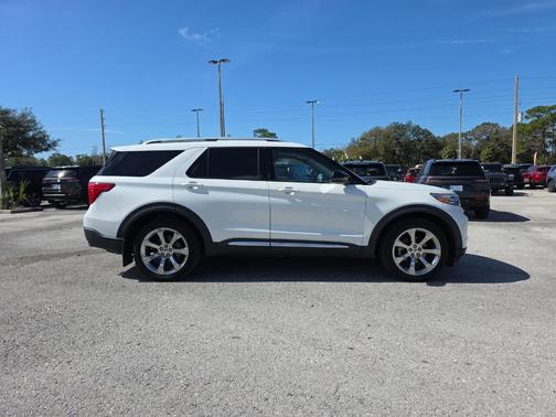 2020 Ford Explorer Platinum