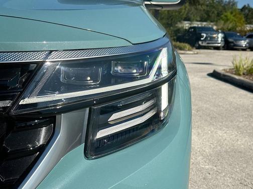 2025 Kia Seltos SX