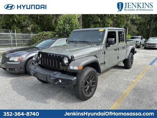2022 Jeep Gladiator Sport
