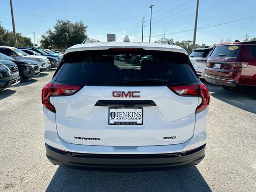 2020 GMC Terrain SLE