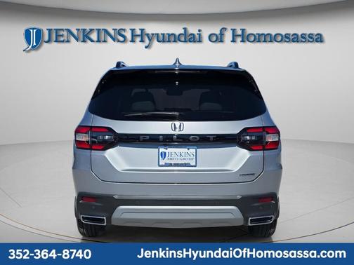 2025 Honda Pilot Touring