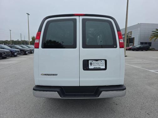 2023 Chevrolet Express 2500 Work Van