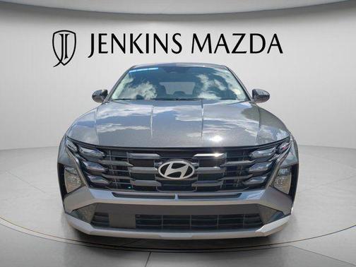 Gray 2025 Hyundai TUCSON SE