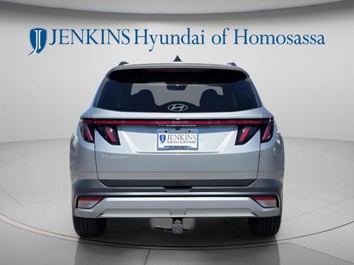 Shimmering Silver 2026 Hyundai TUCSON SEL Premium