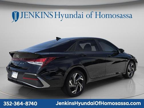 Black 2025 Hyundai ELANTRA SEL Sport